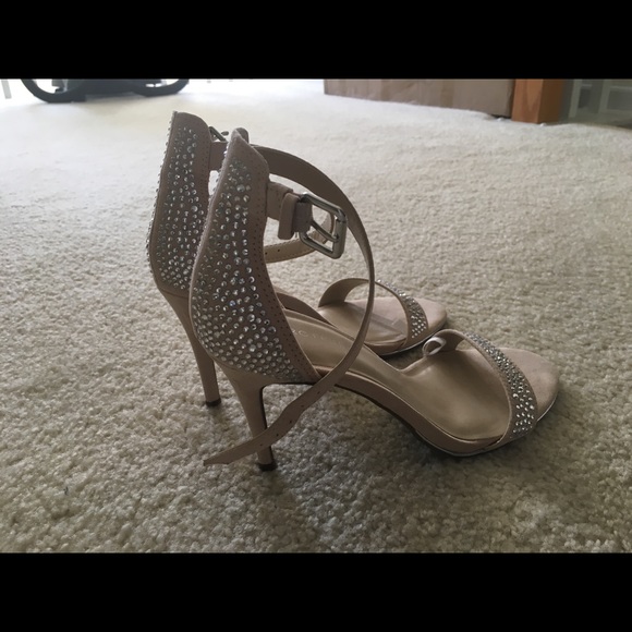 Marc Fisher ankle strap high heels, size 7.5 - Picture 2 of 10